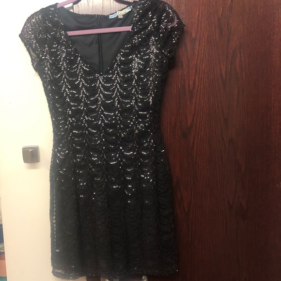 Cocktail Dress - Picture 1 of 3